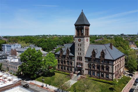 Cambridge City Council Passes Resolution Supporting Pro-Palestine ...