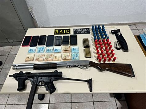 Chefe de grupo criminoso é preso em posse de armas e munições durante