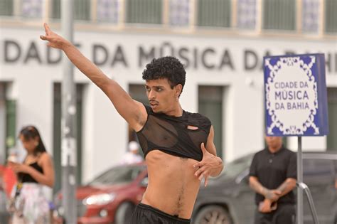 Jornal Correio Dia do Orgulho Cidade da Música celebra