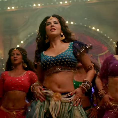 Sunny Leone’s Dancing Still From ‘laila Main Laila’ Song In ‘raees’