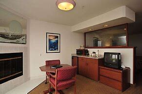 Shilo Inn Suites Hotel - Ocean Shores, Ocean Shores, United States of America - Lowest Rate ...