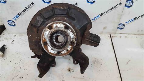 Volkswagen Polo 6r 2009 2015 16 Tdi Driver Osf Front Wheel Hub Cayb