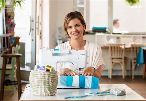 How to fix a sewing machine: troubleshooting tips - Gathered