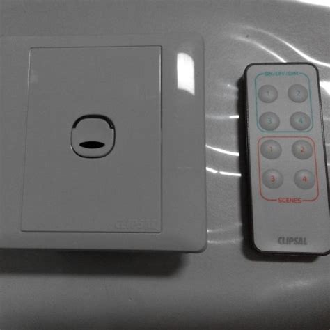 CLIPSAL E2000 SYSTEM INFRARED REMOTE CONTROL DIMMER Furniture Home