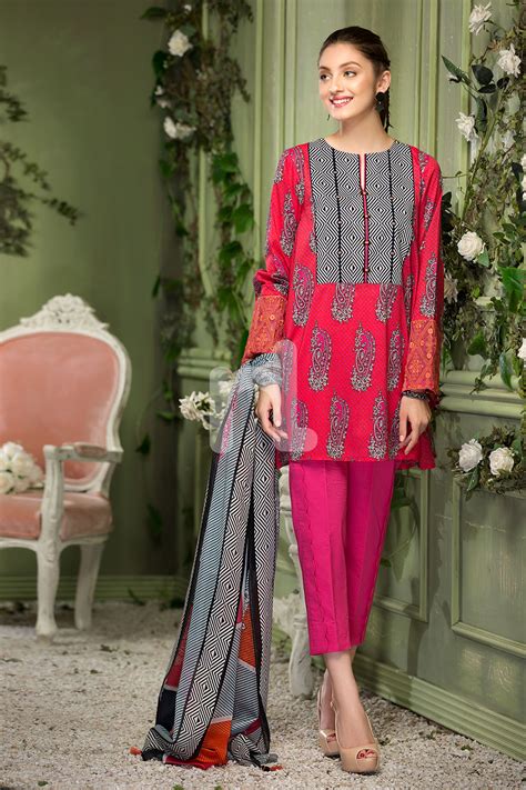 Latest Summer Kurti Designs 2018 Collection For Women In Pakistan