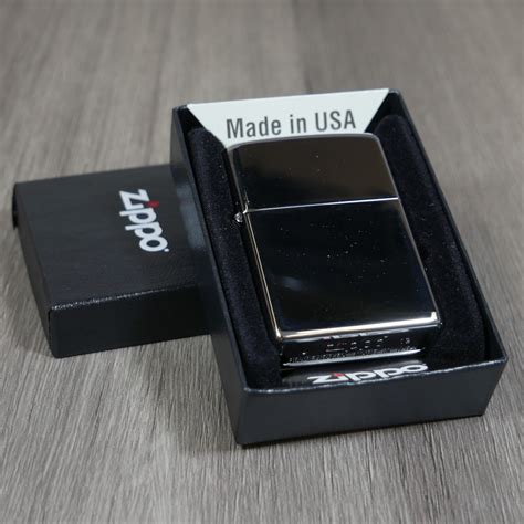 Zippo High Polished Chrome Regular Windproof Lighter