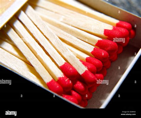 Matchbox Match Hi Res Stock Photography And Images Alamy