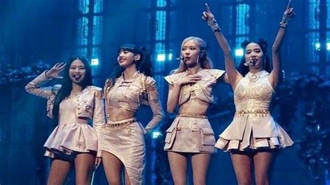 Konser Di Jakarta Kenapa Jennie Blackpink Pakai Perban Di Bawah