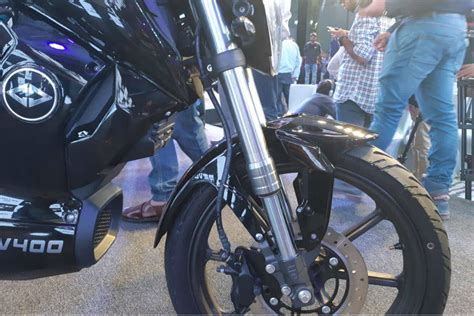 Revolt RV 400 E Bike First Look Review BikeDekho