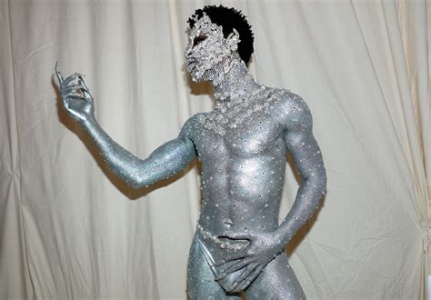 Lil Nas X S Silver Body Makeup At The Met Gala Popsugar Beauty