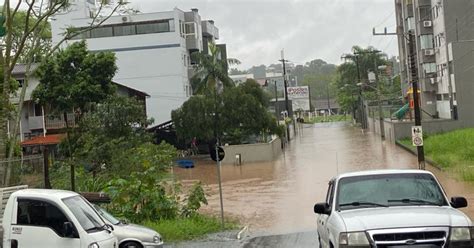 VÍdeo Defesa Civil Registra Alagamentos E Deslizamentos Em Blumenau