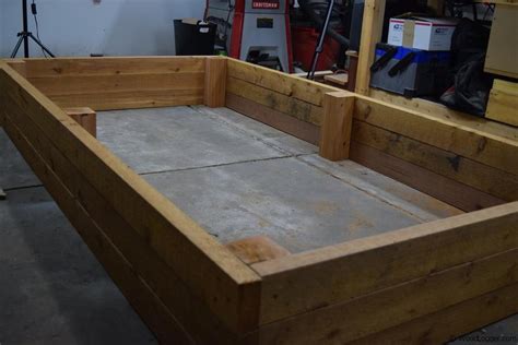 Raised Garden Bed Woodlogger