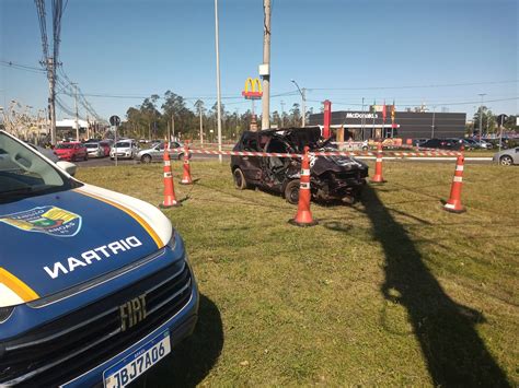 Exposi O De Carros Batidos Em Vias P Blicas De Canoas Marca A Semana