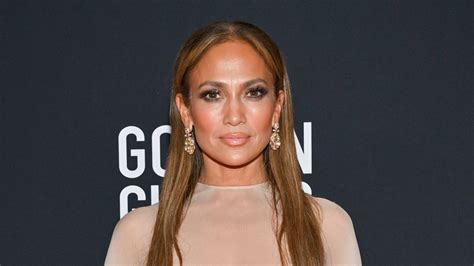 Best Celebrity Bikini Moments Of Jennifer Lopez Sofia Vergara Kim Kardashian And More