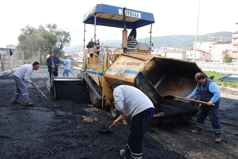 ASFALT BAKIM ONARIM VE SERİM ÇALIŞMALARI SON SÜRAT DEVAM EDİYOR