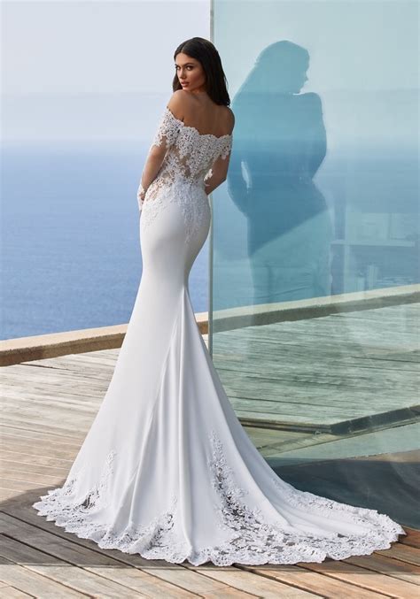 Pronovias DELLA Long Sleeves Wedding Dress HK Designer Bridal Room