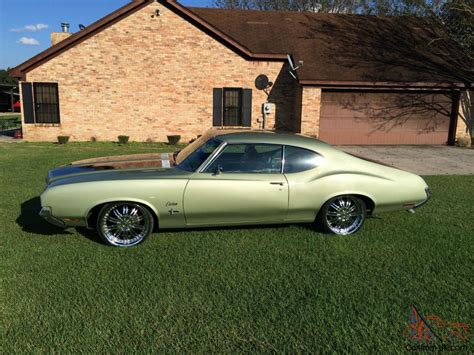 1970 Oldsmobile Cutlass Supreme Base 5 7L