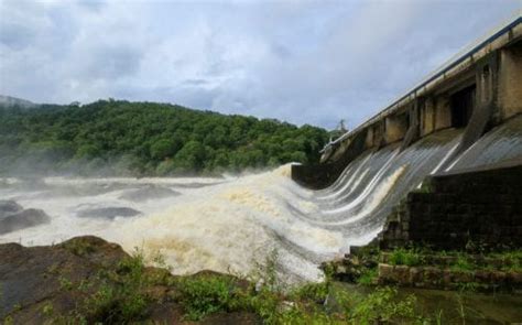 Kerala Rains Red Alert In Peringalkuthu Dam In Thrissur Ayranikudy