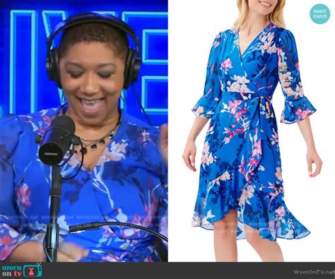 Wornontv Deja Vus Blue Floral Print Wrap Dress On Live With Kelly And Mark Deja Vu Clothes