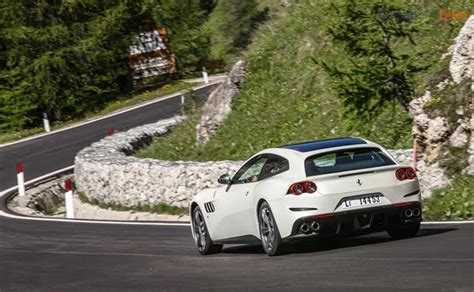 Ferrari GTC4Lusso Review