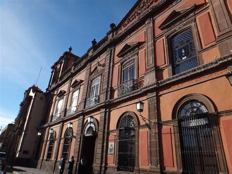 Uaslp Edificio Central Código San Luis Periódico En Línea