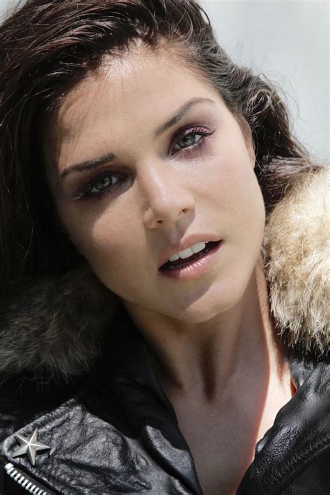 Marie Avgeropoulos Artofit