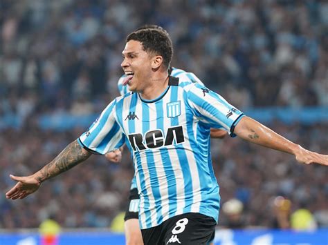 Juan Fernando Quintero El Titiritero De Racing Que Apareci Cuando M S