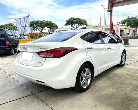 旗艦型 Hyundai Elantra 18 天窗 定速 恆溫 I Key 防滑 認證車 Focus Vios 蝦皮購物