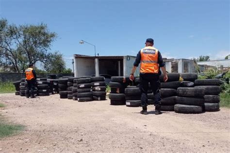 Contrabando Secuestran M S De Cubiertas Que Eran Transportadas En