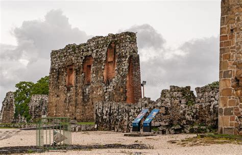 Ruinas Del Muro De La Nave De La Catedral En Panama Viejo Panama Imagen