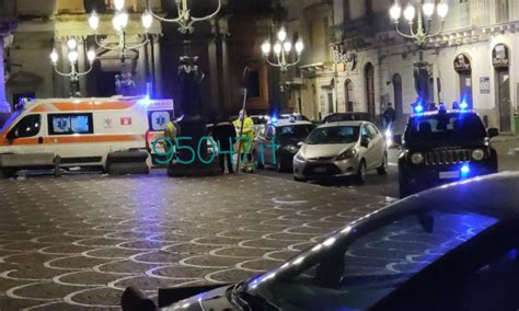 PATERNÓ RISSA IN PIENO CENTRO CON ACCOLTELLAMENTO 95047 it