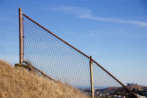 Old Fashioned Wire Loop Fencing Sacramento