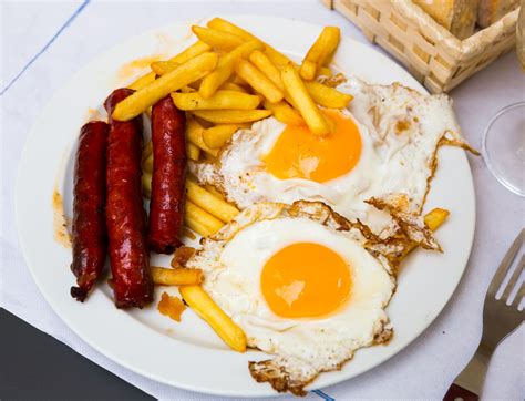 Chorizos Con Huevo Y Patatas Tradici N Y Sabor