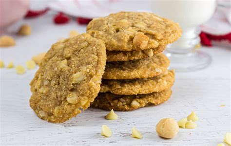 Biscuits Keto Au Chocolat Blanc Et Aux Noix De Macadamia Ireloop