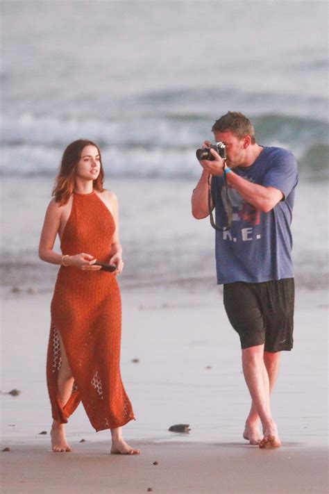 Ana De Armas And Ben Affleck On The Beach In Costa Rica 0310202