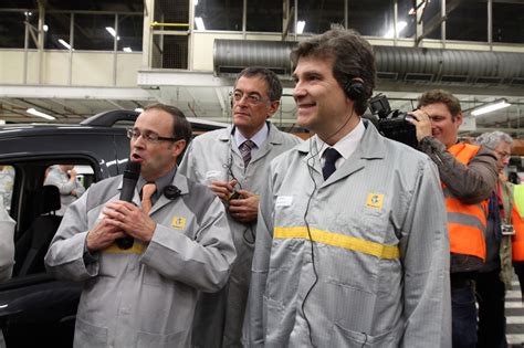 Arnaud Montebourg Visite L Usine Renault De Maubeuge