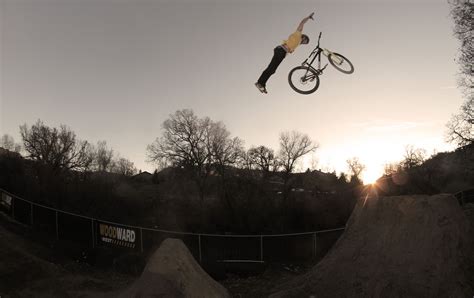 Sam Reynolds Nothing Superman SamDavies Mountain Biking Pictures