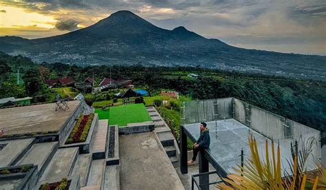 Tiket Masuk Lokasi Kahyangan Skyline Wonosobo Wisata Di Atas Telaga