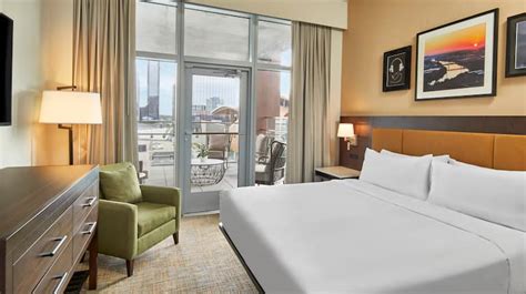 Embassy Suites by Hilton Nashville Downtown