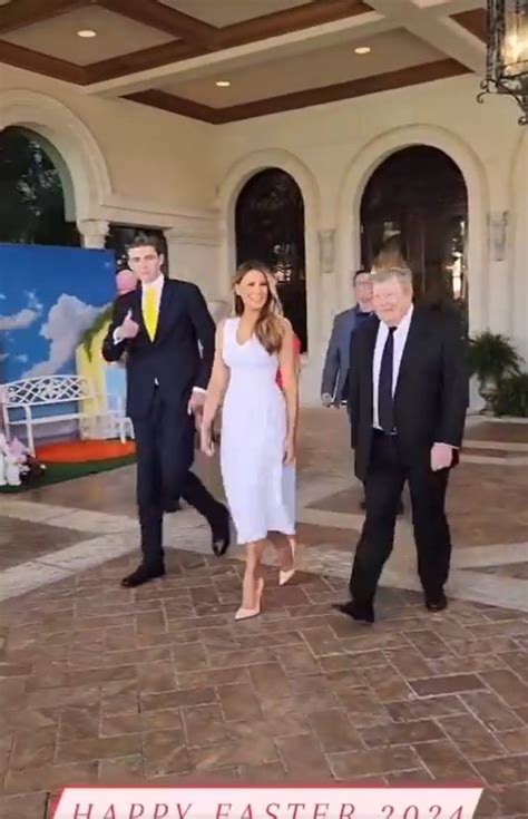 Сын Трампа окончил дорогую школу во Флориде: в соцсетях показали кадры ...