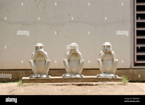 Gandhis three monkeys hi-res stock photography and images - Alamy