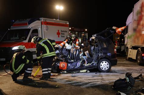 Auf B Im Landkreis Osnabr Ck Horror Unfall Zwei Kleine Kinder Und