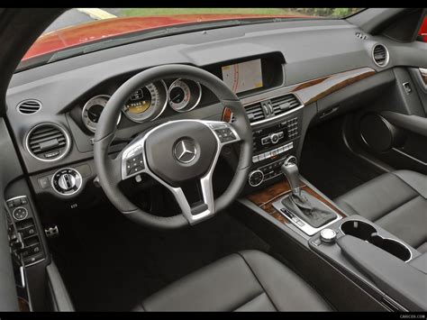 2012 Mercedes-Benz C350 - Interior | Caricos