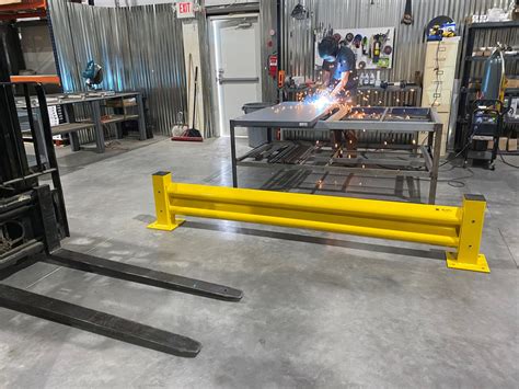 Warehouse Safety Guard Rail And Barriers