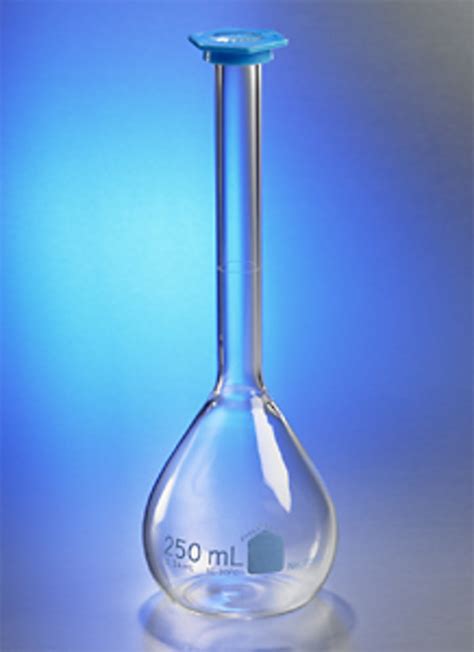 Pyrex® Vista™ 1000 Ml Class B Volumetric Flask With Polyethylene Snap