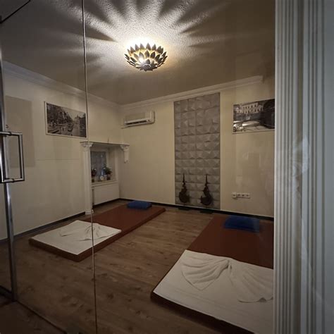 what is a hungarian massage 4