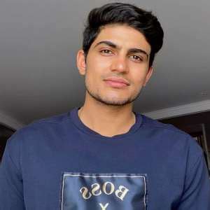 Shubman Gill Birthday, Real Name, Age, Weight, Height, Family, Facts ...