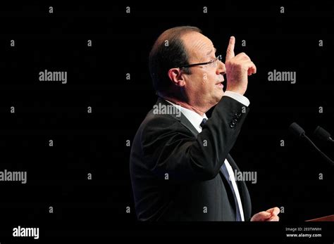 French President Francois Hollande delivers a speech during the "Oseo ...