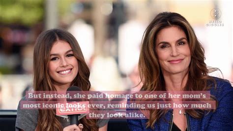 Kaia Gerber Twinned With Mom Cindy Crawfords Throwback Look And We