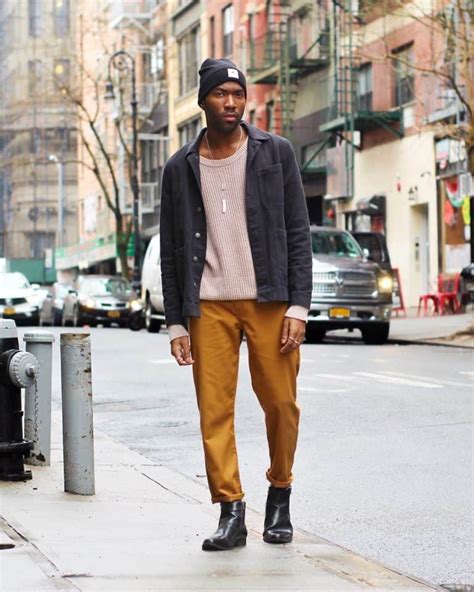 53 Best Streetwear Outfits for Men and Women